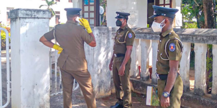 கூரிய ஆயுதத்தால் தாக்கப்பட்டு பெண் ஒருவர் கொலை!