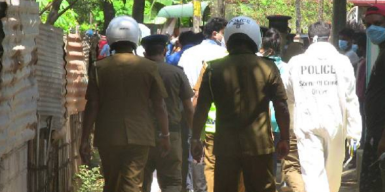 யாழில் எரிந்த நிலையில் சடலமாக மீட்க்கப்பட்ட பெண்!