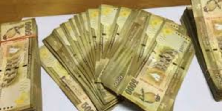 5000 ரூபா போலி நாணயத்தாள்களுடன் மூவர் கைது