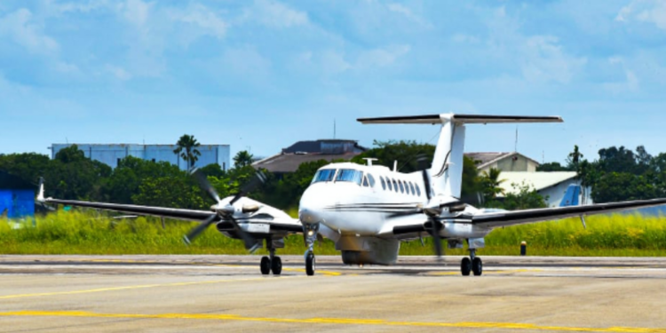 இலங்கைக்கு கிடைத்த கண்காணிப்பு விமானம்!