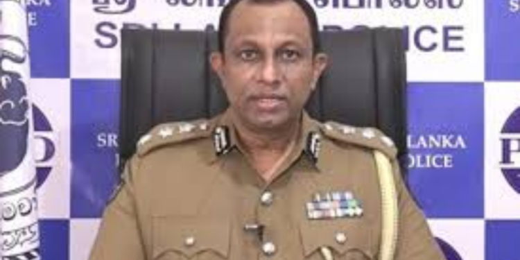 முன்னாள் அரசியவாதி ஒருவரும் அவரது மகனும் செய்த மோசடி அம்பலம்!