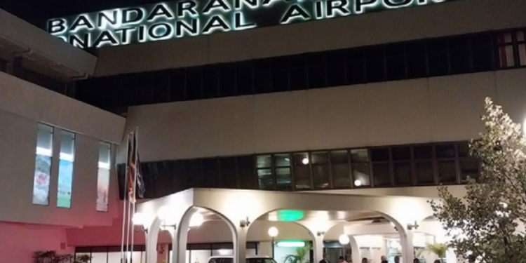 கட்டுநாயக்க விமான நிலையத்திற்கு வந்த மர்ம தொலைபேசி அழைப்பால் பரபரப்பு!