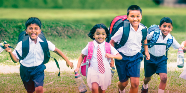 நவம்பர் முதலாம் திகதி அனைத்து பாடசலைகளுக்கும் விடுமுறை!