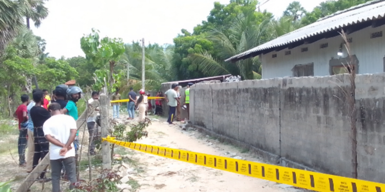 யாழில் கணவன் மனைவி கொலை பொலிசார் தீவிர விசாரணை!