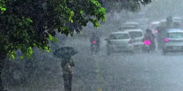 இடியுடன் கூடிய மழை  பெய்யும் சாத்தியம்