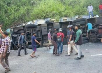 பதுளையில் கோர விபத்து இருவர் பலி!