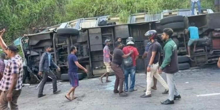 பதுளையில் கோர விபத்து இருவர் பலி!