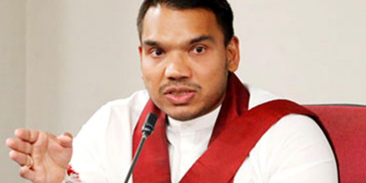 ஜனாதிபதியிடம் நாமல் முன் வைத்துள்ள கோரிக்கை!