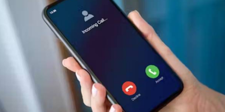 காதலியின் புகைப்படங்களை இணையத்தளத்தில் வெளியிடுவதாக மிரட்டிய காதலனுக்கு நிகழ்ந்த கதி!