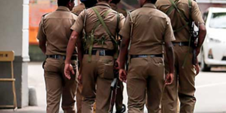 ஆதரவு கேட்டு சென்ற வேட்ப்பாளர் மீது தாக்குதல்!