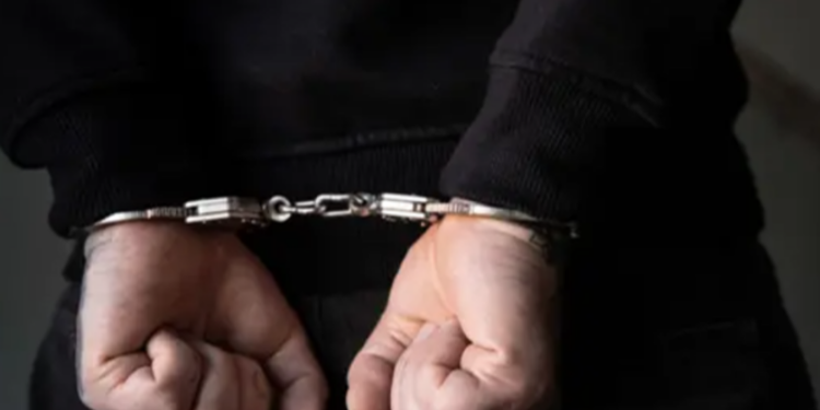 வீடு உடைத்து திருட்டில் ஈடுபட்ட நபர் கைது!