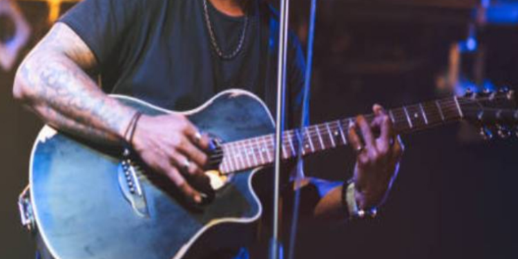 ஈழத்து இளம் பாடகர்கள் மூவர் அதிரடி கைது!