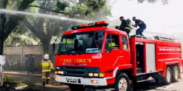 ஆடைத் தொழிற்சாலை ஒன்றில் திடீர் தீப்பரவல்!