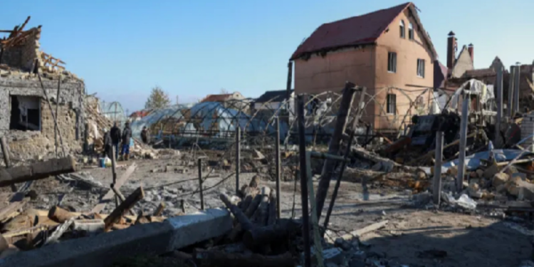 ரஷ்யாவின் தாக்குதலில் இருளில் மூழ்கிய உக்ரைன்!