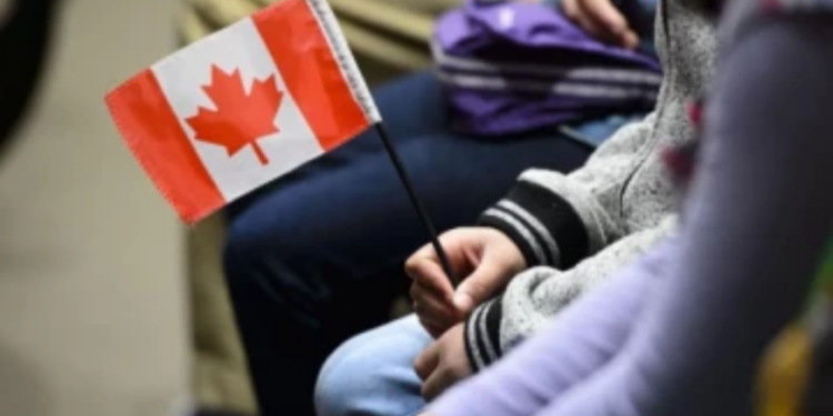 கனடாவில் இருந்து வெளியேறும் குடியேறிகள்!