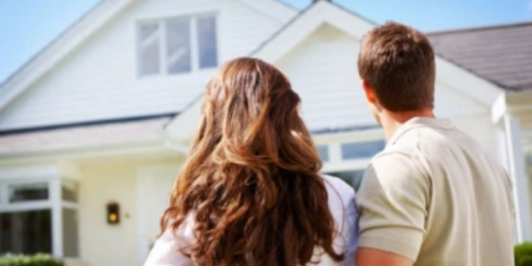 எதிர்காலத்தில் திருமணம் செய்யும் தம்பதியினருக்கு வீடு வழங்கப்பட வேண்டும்!