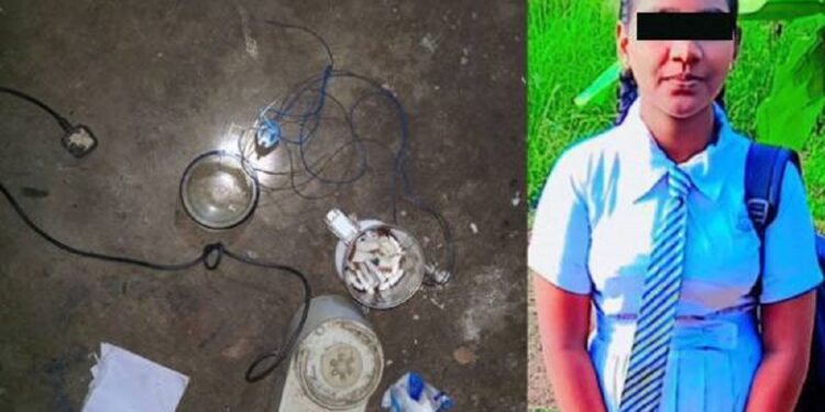 தேங்காய் அரைக்க முயன்ற சிறுமிக்கு நிகழ்ந்த சோகம் !