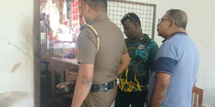 வயோதிபரின் சில்லறைக் கடையில் கொள்ளையர்கள் கைவரிசை!