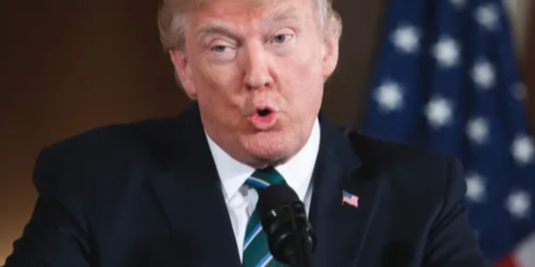 சட்டத்தை மாற்றியமைக்க டிரம்ப் முடிவு