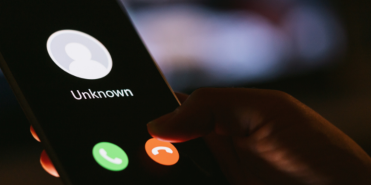 யாழை சேர்ந்த ஒருவரிடம் நூதன முறையில் கொள்ளை!