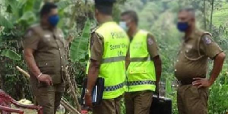 தாயை கொன்று தனது உயிரையும் மாய்த்த மகன்!