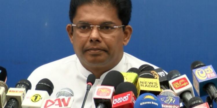 சாதாரண மக்களின் சோறும் தேங்காய் சம்பலும் கேள்விக்குறி!