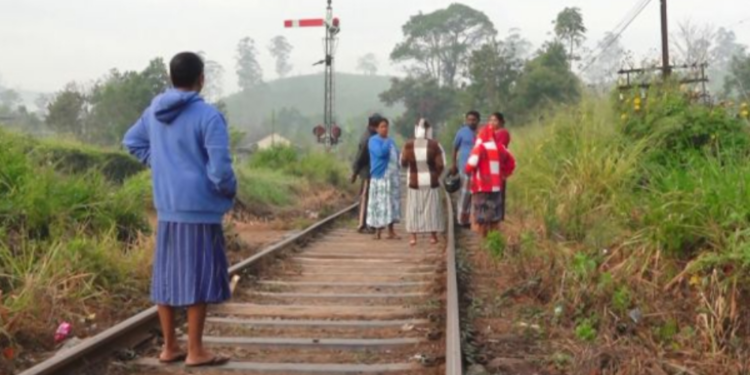 ரயிலில் மோதி உயிரிழந்த குடும்பஸ்தரின் மரணத்தில் பொலிசார் சந்தேகம் !