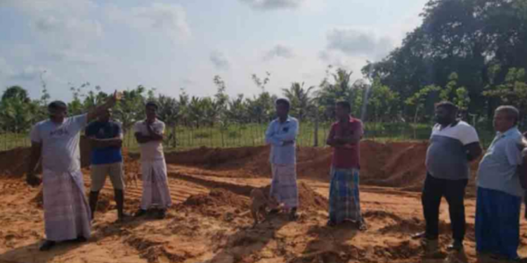 யாழ் தென்மராட்சியில் மண் அகழ்வுக்கு எதிராக போராட்டம்!