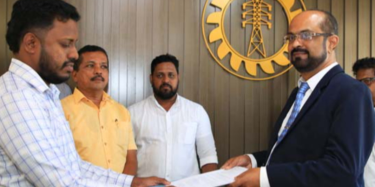 பணியிடை நீக்கம் செய்யப்பட்டவர்களுக்கு மீண்டும் பதவி!