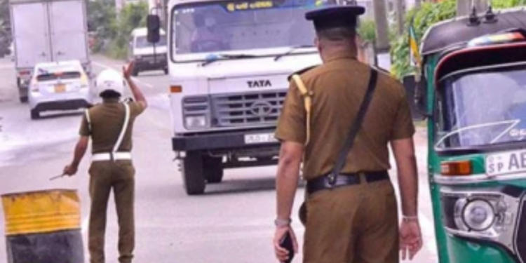 யாழில் சொகுசு காரில் கஞ்சா கடத்திய நபர் கைது !