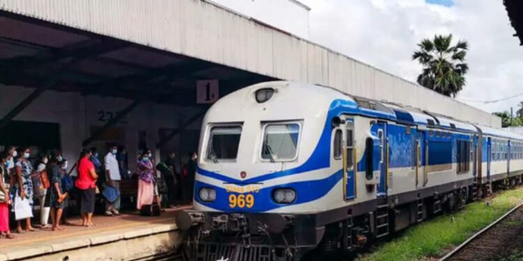 தொடரூந்தில் பயணிப்போருக்கு முக்கிய அறிவிப்பு!