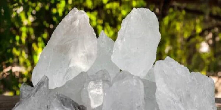 இந்த ஒரு சிறிய கல்லில் இதனை ரகசியமா?