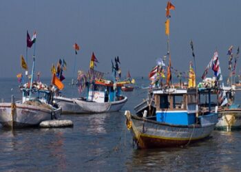 இந்திய மீனவர்களுக்கு பாரிய அபராதம் விதித்த கிளிநொச்சி நீதிமன்றம்!