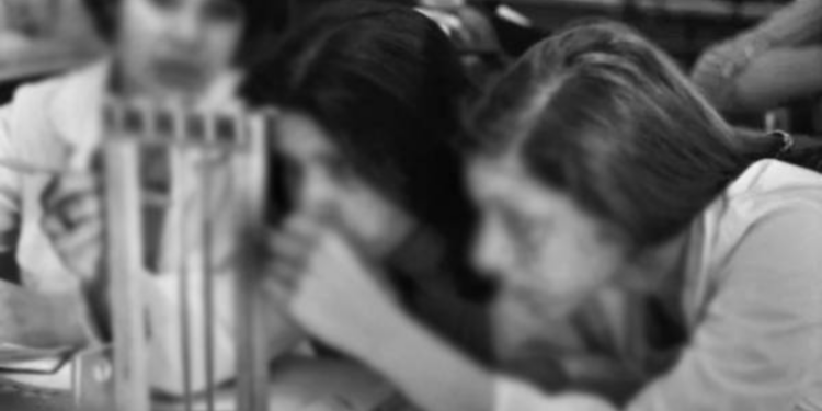 நாட்டின் பொருளாதார நெருக்கடியால் மிகுந்த ஆபத்தான சூழலில் இலங்கை பெண்கள்!