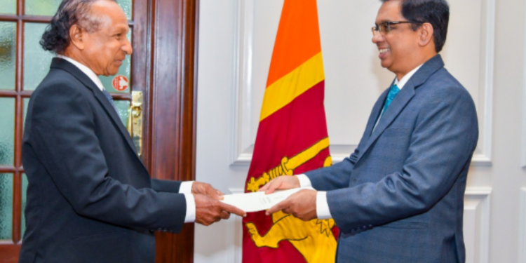 அரச கரும மொழிகள் ஆணைக்குழுவின் புதிய தலைவராக நிமல் ஆர். ரணவக்க