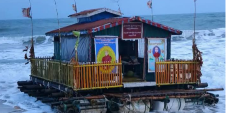 யாழில் கரையொதுங்கிய மிதவை படகால் பொது மக்கள் அச்சம்!