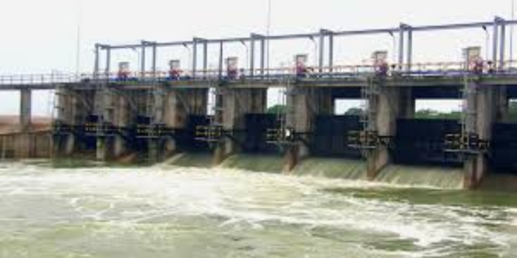 இரணைமடு குளத்தின் வான் கதவுகள் திறப்பு!