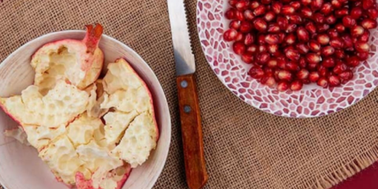 தூக்கி வீசும் மாதுளை தோலில் அடங்கியுள்ள நன்மைகள்