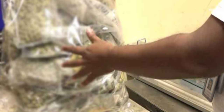 போதைப் பொருட்களுடன் இருவர் கைது!