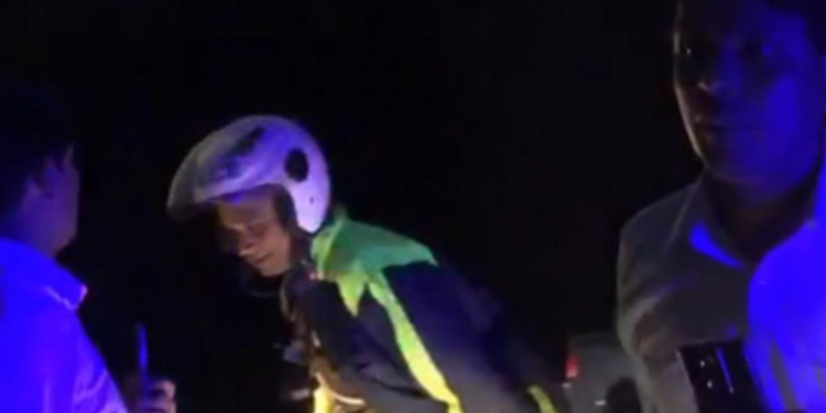 போக்குவரத்து பொலிசாருடன் நடு வீதியில் முரண்பட்ட அர்ச்சுனா எம்பி