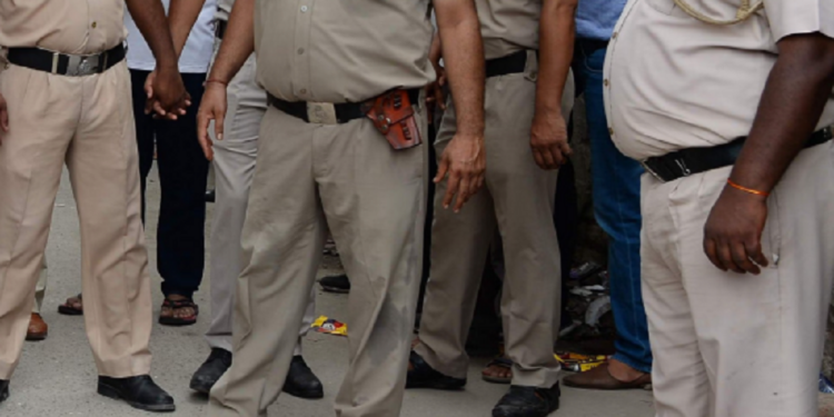 மாணவி மீது பாலியல் வன்கொடுமை ஆசிரியர்கள் மூவர் கைது!