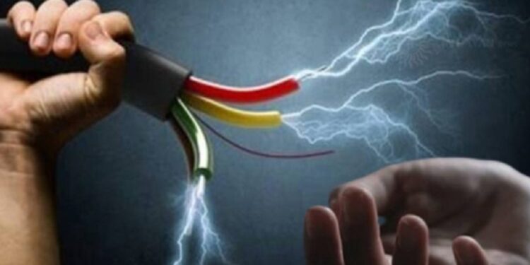 யாழில் தொலைக்காட்சி பார்க்க ஆசைப்பட்ட சிறுவனுக்கு நிகழ்ந்த சோகம்!