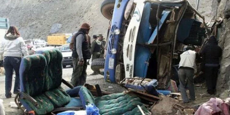 பொலிவியா விபத்தில் 30 பேர் பலி!