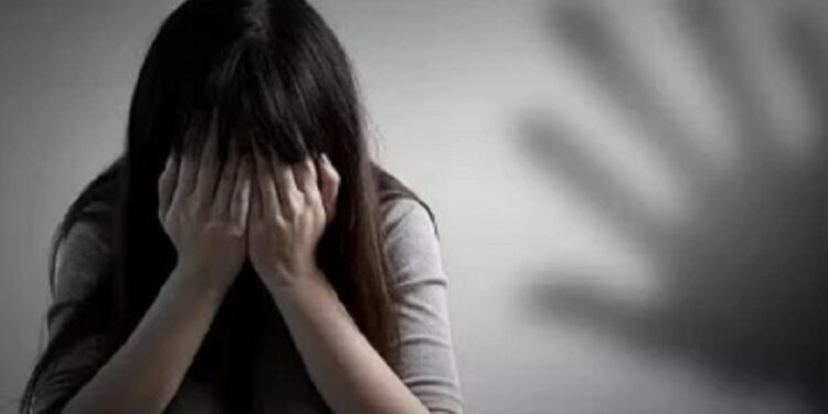 யாழில் 14 வயது மாணவி பாலியல் துன்புறுத்தல்!