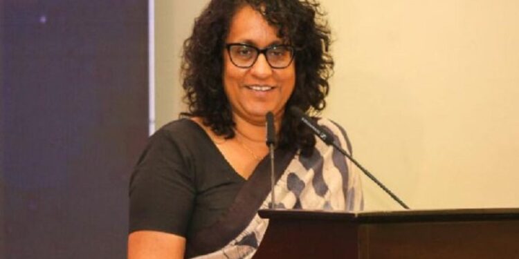 பாடசாலை கட்டணம் அறவிட்டால் அறிவிக்கவும்!