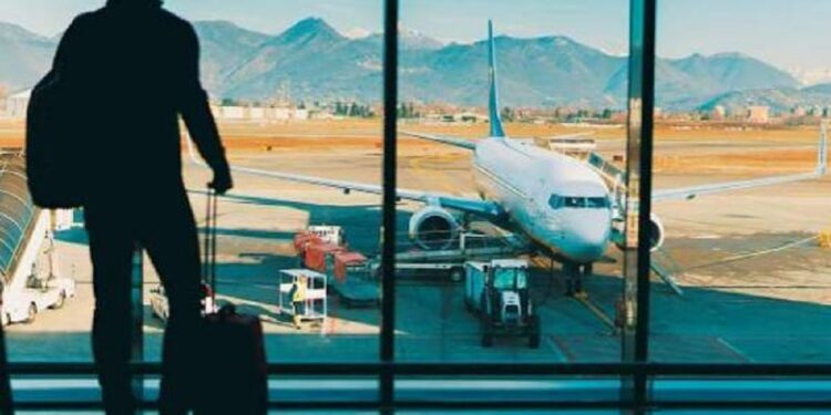 இலங்கையர்களுக்கு வெளிநாட்டு ஆசைக்காட்டி ஏமாற்றிய பெண் கைது