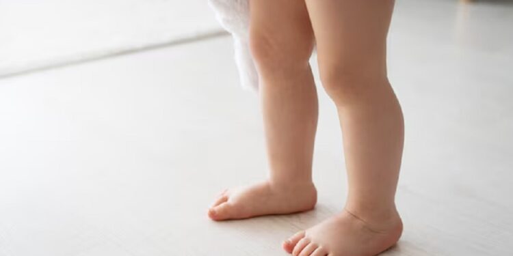 தத்தெடுத்த குழந்தையை கொன்ற தம்பதிக்கு மரண தண்டனை!