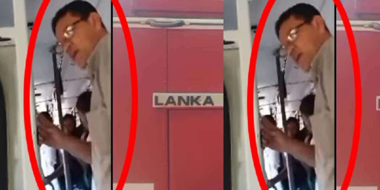 பாடசலை மாணவர்களை பேருந்தில் ஏற்ற மறுத்து அடாவடி செய்த நடத்துனர் சேவை இடை நிறுத்தம்!