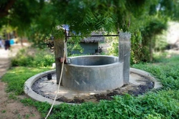 கிணற்றில் இருந்து மீட்க்கப்பட்ட ஆசிரியையின் சடலம்!