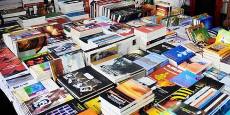 புத்தக இறக்குமதி தடை நீடிப்பு!